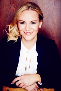 {
  "focalPoint": {
    "left": 0.5,
    "top": 0.5
  },
  "src": "/media/1147/stephanie-hirst-9-10.jpg",
  "crops": [
    {
      "alias": "image",
      "width": 280,
      "height": 280
    }
  ]
}